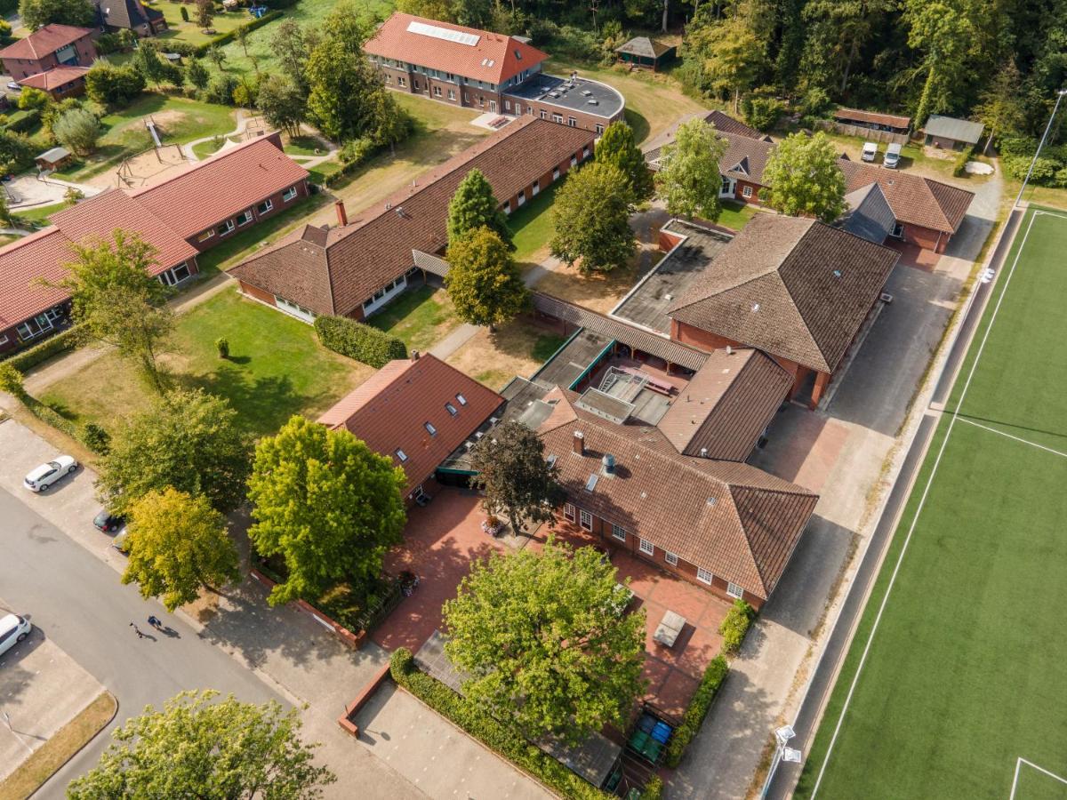 Hoessensportzentrum Westerstede Extérieur photo