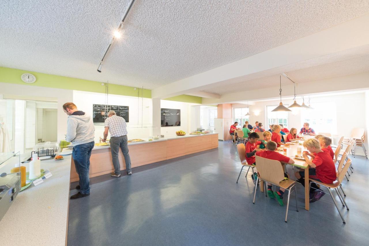 Hoessensportzentrum Westerstede Extérieur photo